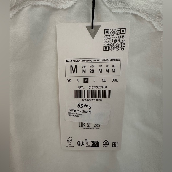 Zara short embroidered white dress - size M - Picture 2 of 3